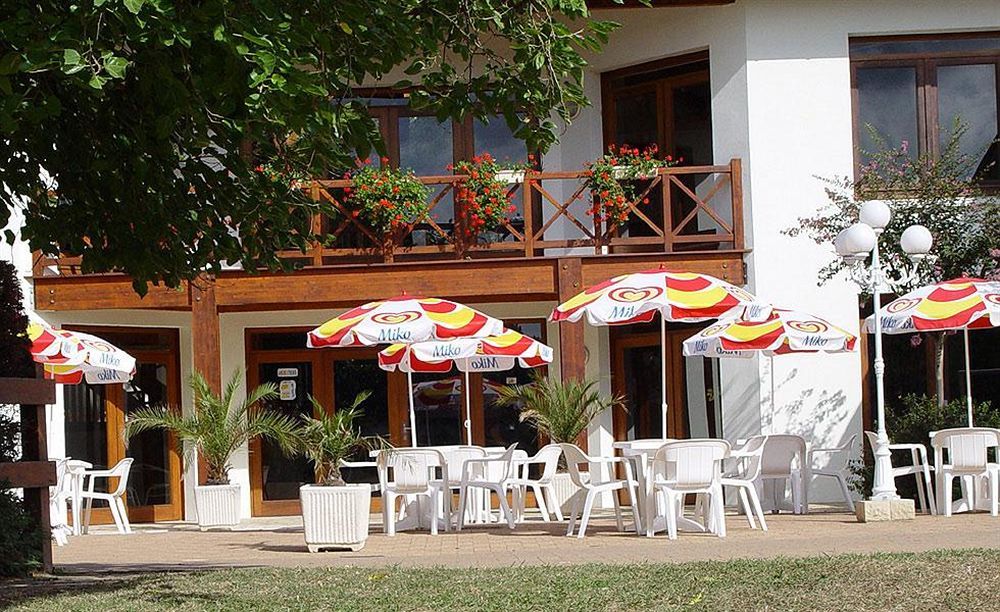 Hotel Domaine Du Pignada Boucau Exteriér fotografie